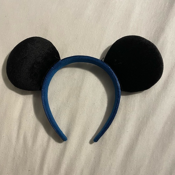 Disney class of 2024 Mickey ears without hat - Picture 2 of 3